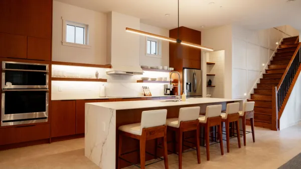 5 - 8 Bedroom Kitchen