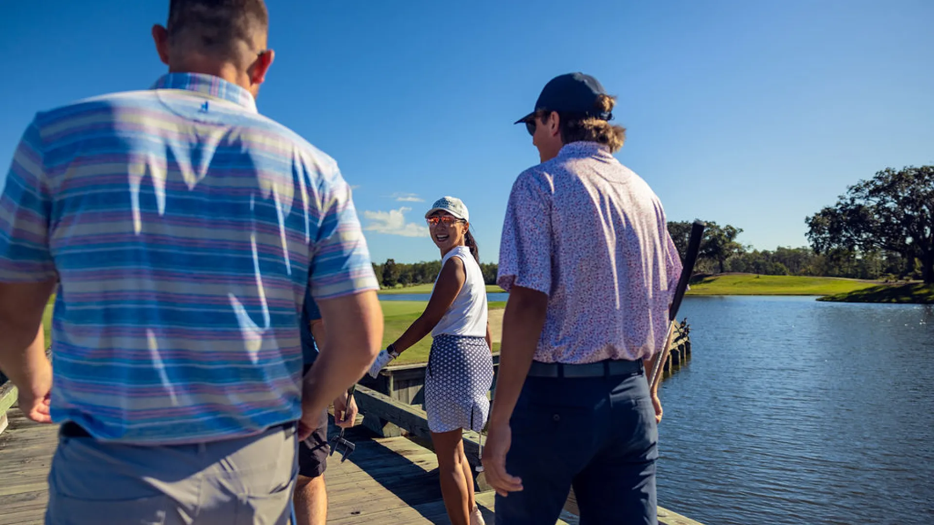 Group Walking to Island Green