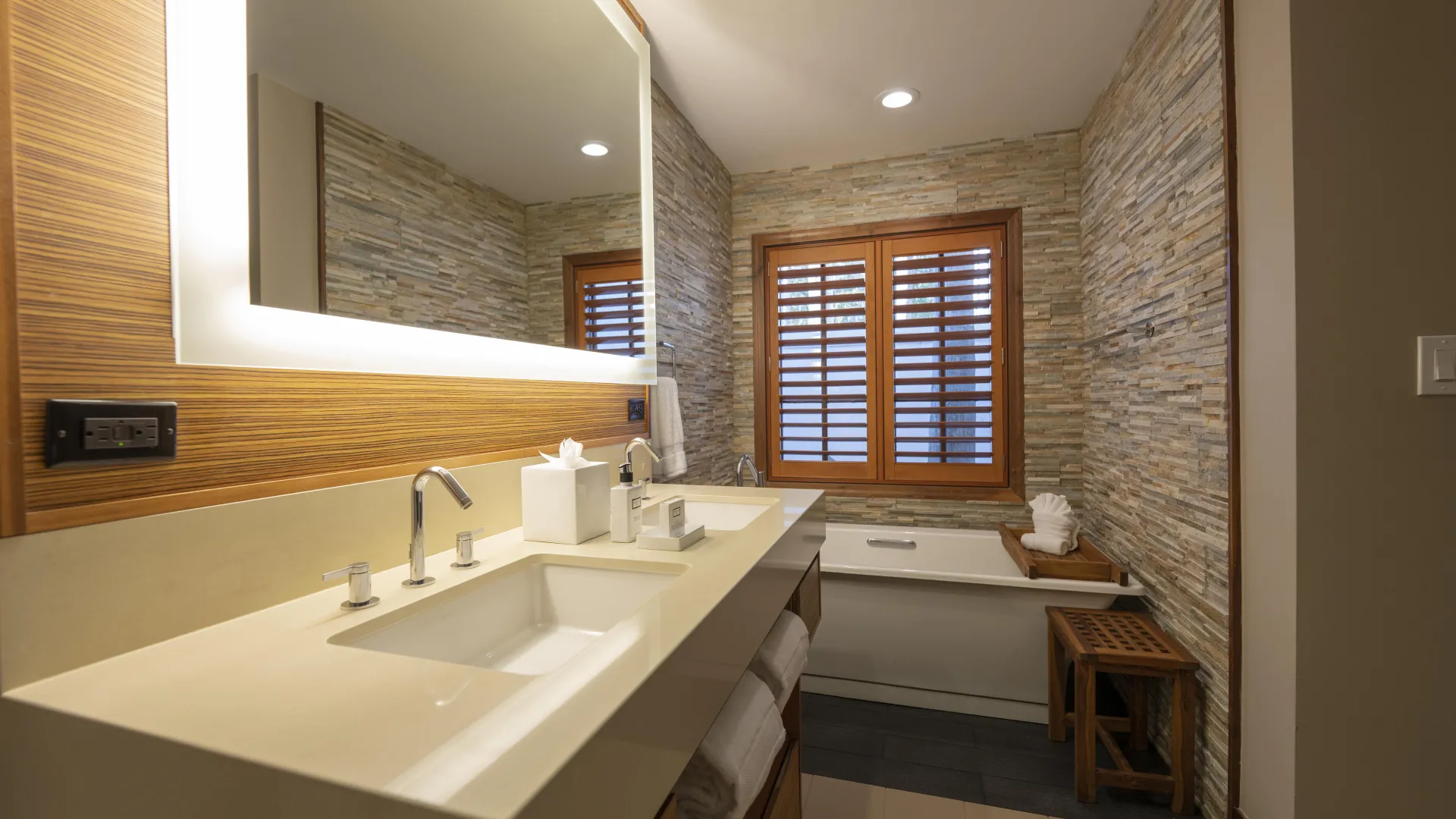 Evermore Villas Bathroom 