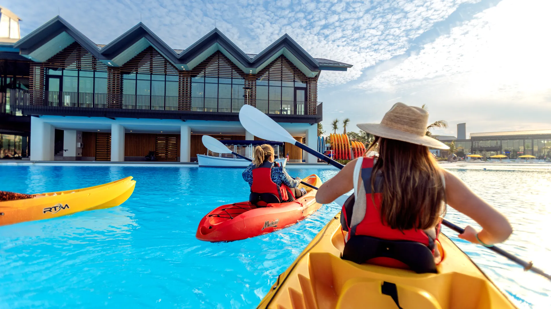 Things to Do - Hero Kayaking to boathouse